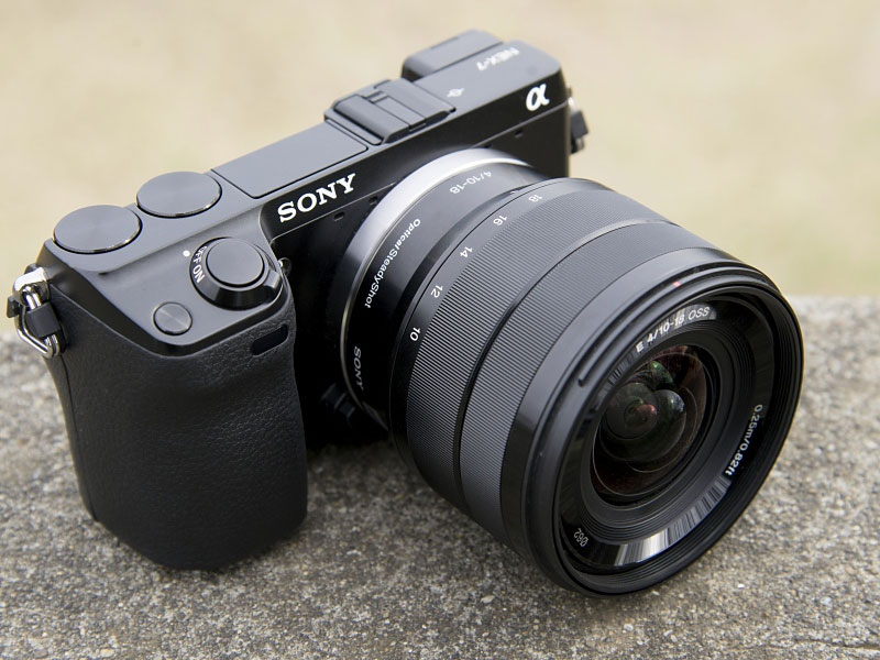 Sony-10-18mm-f4-OSS-Alpha-E-mount-Lensa