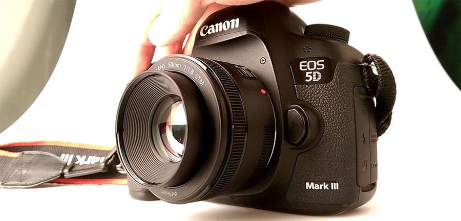 Canon EF 50mm f1.8 STM Lensa