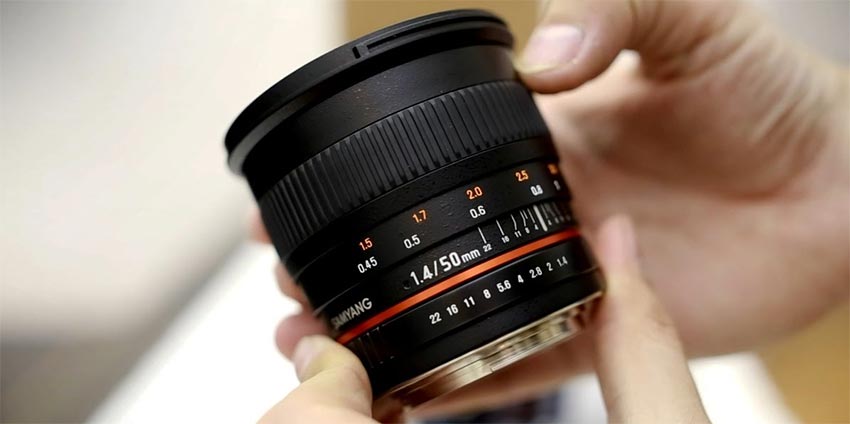 Jual Lensa Samyang 50mm F1.4 AS UMC for Canon. Cek Harga Lensa Samyang 50mm F1.4 AS UMC for Canon disini, Toko Kamera Online - Plazakamera.com