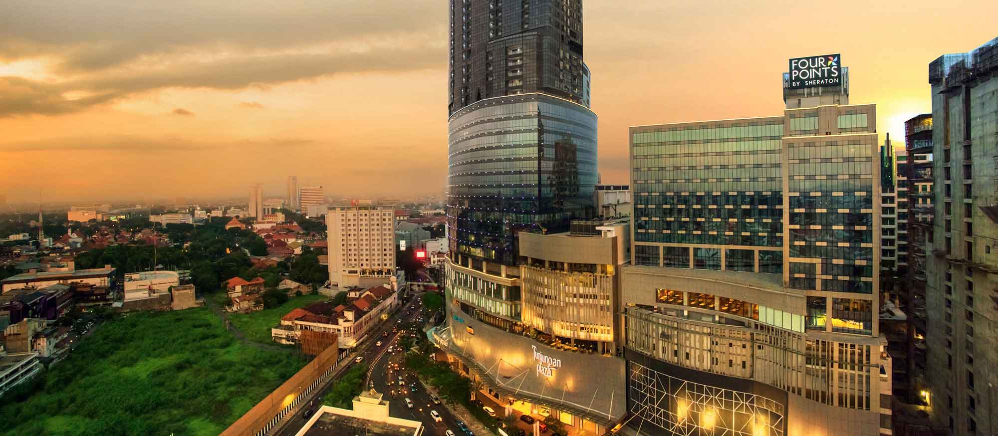 5 Spot Prewedding Atap Gedung Di Surabaya Plazakameracom